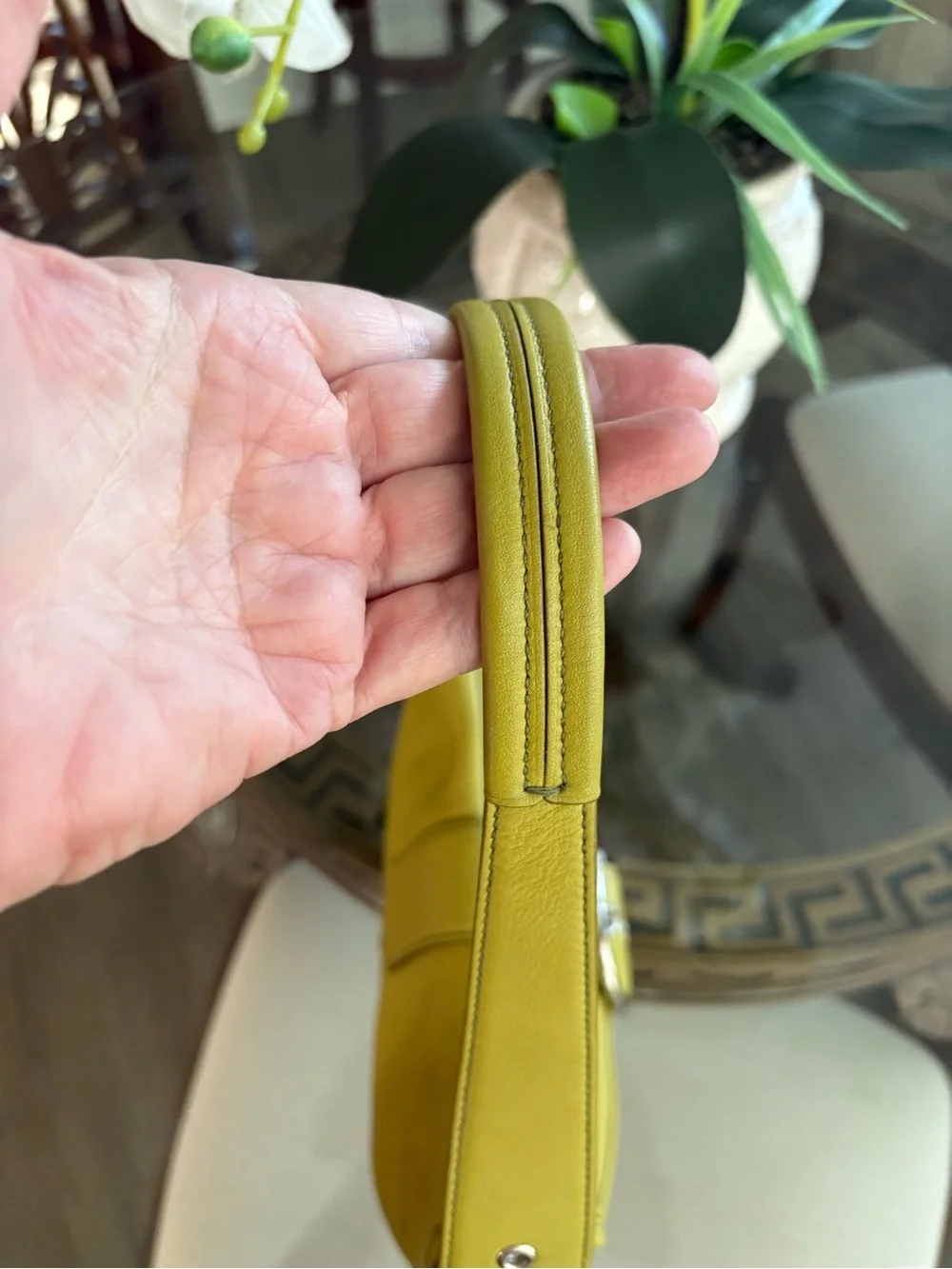 🤍🤍VINTAGE COACH RARE Y2K RARE CHARTREUSE SOHO LEATHER SHOULDER BAG!🤍🤍9247